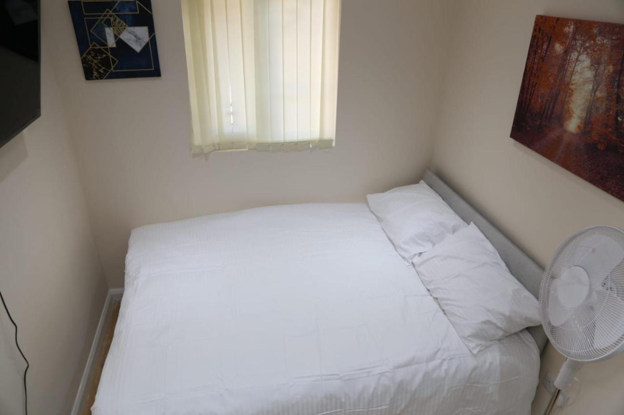 A A Guest Rooms Thamesmead Erith Buitenkant foto